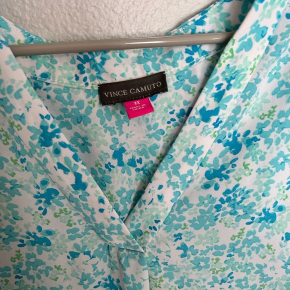 Vince Camuto Blue Floral Print Blouse - Picture 6 of 6